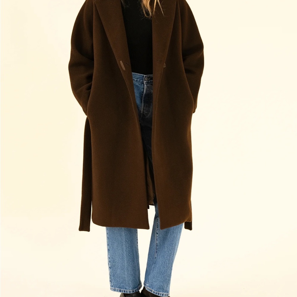 SISTERHOOD Mabe Coat